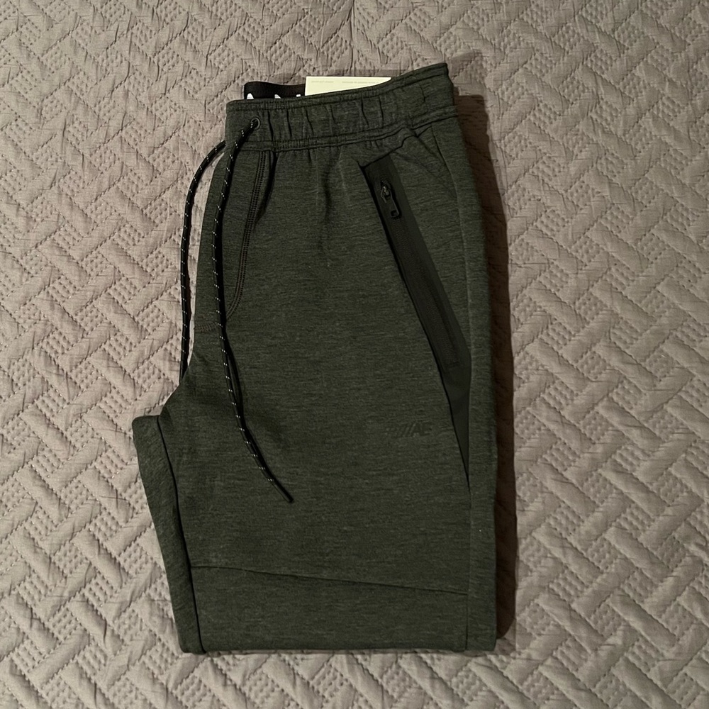 AE Active 24/7 Jogger